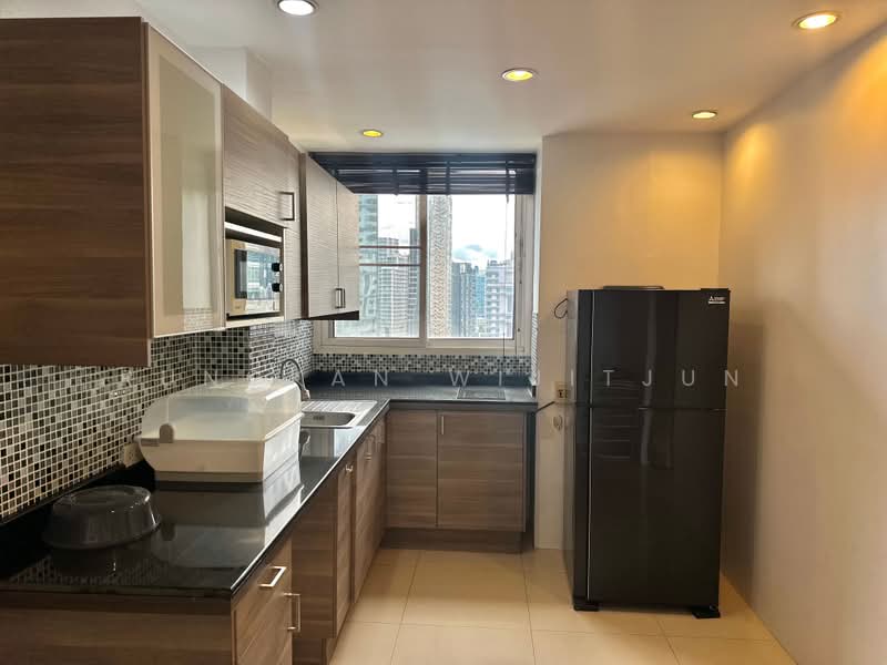 Top View Tower, Bangkok, Soi Sukhumvit 59, Khlong Tan Nua, Watthana, Bangkok, 2 Bedrooms, 97 sqm, Condo For Sale, by Rungkan Wijitjun, 500488233 - DDproperty.com