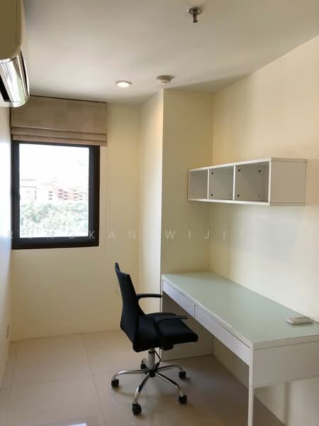 Top View Tower, Bangkok, Soi Sukhumvit 59, Khlong Tan Nua, Watthana, Bangkok, 2 Bedrooms, 97 sqm, Condo For Sale, by Rungkan Wijitjun, 500488233 - DDproperty.com