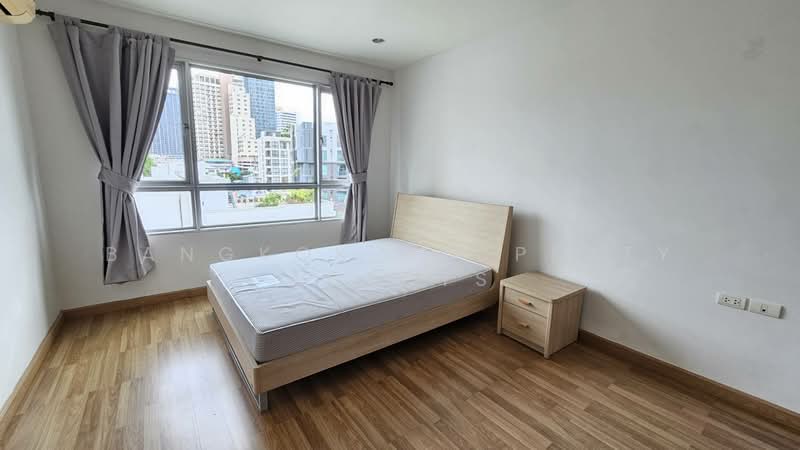 Y.O. Place, Bangkok, 223 Soi Sai Nam Thip 2, Khlong Toei, Bangkok, 2 Bedrooms, 93 sqm, Condo For Rent, by BANGKOK PROPERTY AGENTS, 500488263 - DDproperty.com