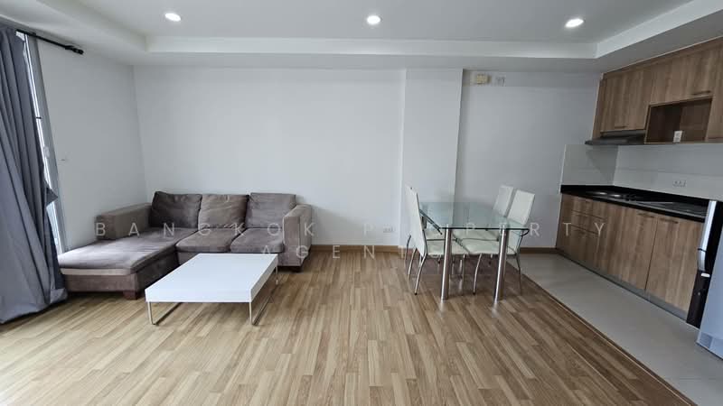 Y.O. Place, Bangkok, 223 Soi Sai Nam Thip 2, Khlong Toei, Bangkok, 1 Bedroom, 59 sqm, Condo For Rent, by BANGKOK PROPERTY AGENTS, 500488294 - DDproperty.com