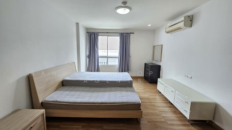 Y.O. Place, Bangkok, 223 Soi Sai Nam Thip 2, Khlong Toei, Bangkok, 1 Bedroom, 59 sqm, Condo For Rent, by BANGKOK PROPERTY AGENTS, 500488294 - DDproperty.com