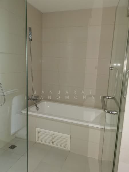 The Alcove Thonglor 10, Bangkok, 199 Soi Sukhumvit 63, Sukhumvit Road, Khlong Tan Nua, Watthana, Bangkok, 1 Bedroom, 54 sqm, Condo For Rent, by Banjarat Thanomchat, 500488301 - DDproperty.com