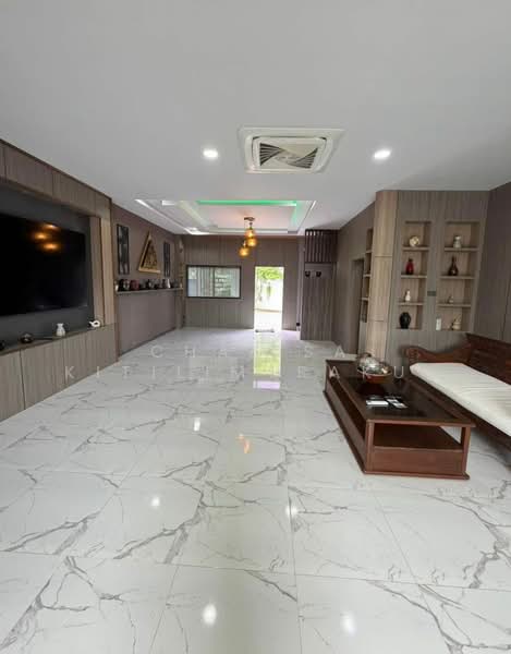 6-BR House, Chon Buri (Pattaya), Poong, Bang Lamung (Pattaya), Chon Buri (Pattaya), 6 Bedrooms, 560 sqm, Single Detached House For Rent, by Chalisa Kitilimtrakul, 500488342 - DDproperty.com