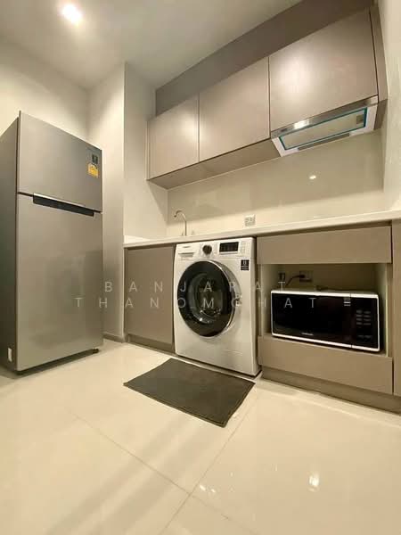 Life Asoke-Rama 9, Bangkok, 626 Asoke-Dindaeng Road, Makkasan, Ratchathewi, Bangkok, 1 Bedroom, 36 sqm, Condo For Rent, by Banjarat Thanomchat, 500488355 - DDproperty.com