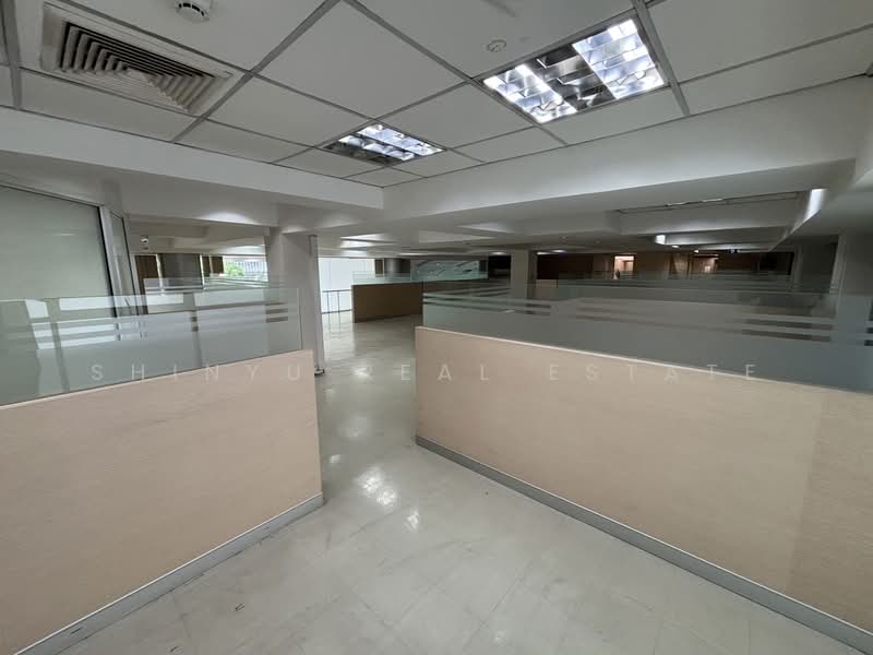 Compound Space, Bangkok, Bang Kapi, Huai Khwang, Bangkok, , 350 sqm, Office Space For Rent, by Shinyu Real Estate, 500488390 - DDproperty.com