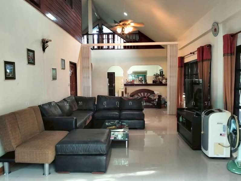 For Sale: 2-Rai Vacation Home with Unique Treehouse in Khanong Phra, Pak Chong, Nakhon Ratchasima, Khanong Phra, Pak Chong, Nakhon Ratchasima, 3 Bedrooms, 340 sqm, Single Detached House For Sale, by กฤตณัท สุกุลปรีดากร, 500488411 - DDproperty.com