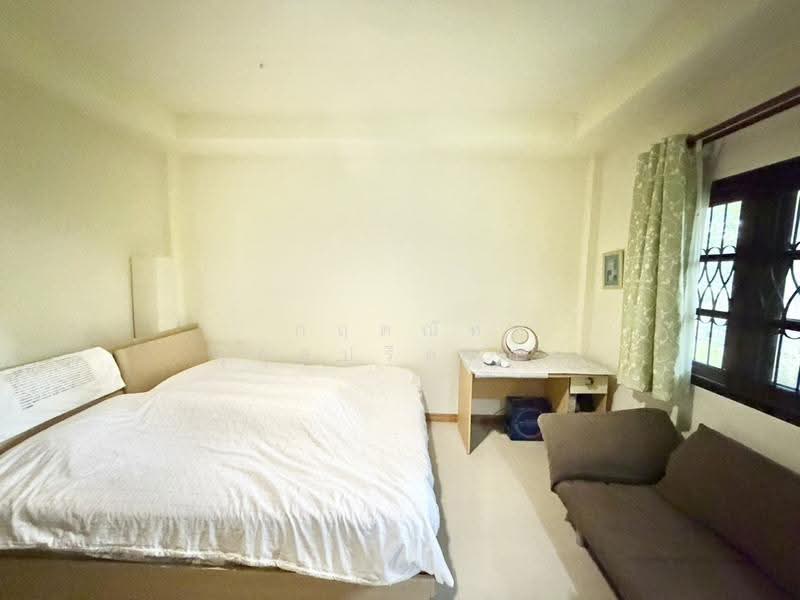 For Sale: 2-Rai Vacation Home with Unique Treehouse in Khanong Phra, Pak Chong, Nakhon Ratchasima, Khanong Phra, Pak Chong, Nakhon Ratchasima, 4 Bedrooms, 340 sqm, Single Detached House For Sale, by กฤตณัท สุกุลปรีดากร, 500488411 - DDproperty.com