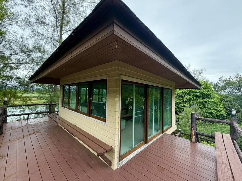 For Sale: 2-Rai Vacation Home with Unique Treehouse in Khanong Phra, Pak Chong, Nakhon Ratchasima, Khanong Phra, Pak Chong, Nakhon Ratchasima, 4 Bedrooms, 340 sqm, Single Detached House For Sale, by กฤตณัท สุกุลปรีดากร, 500488411 - DDproperty.com