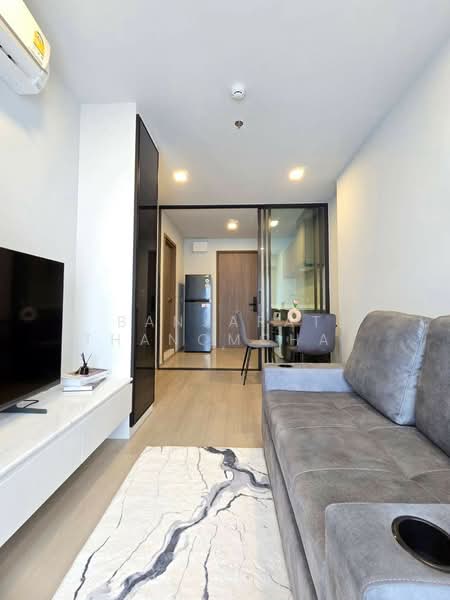 Life Phahon-Ladprao, Bangkok, 996 Phahonyothin Road, Jom Phon, Chatuchak, Bangkok, 1 Bedroom, 35 sqm, Condo For Rent, by Banjarat Thanomchat, 500488424 - DDproperty.com