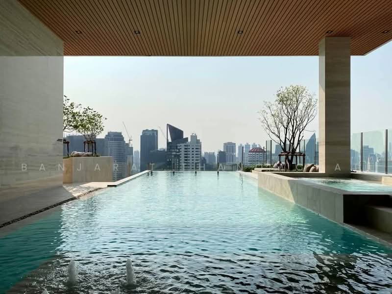 Maru Ekkamai 2, Bangkok, 70-5 Sukhumvit 63 Road, Phra Kanong Nua, Watthana, Bangkok, 1 Bedroom, 33 sqm, Condo For Rent, by Banjarat Thanomchat, 500488436 - DDproperty.com