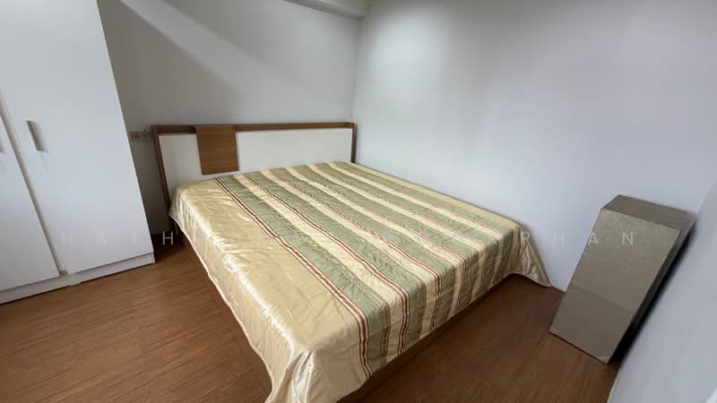 Thonglor Tower, Bangkok, Soi Thonglor, Sukhumvit 55 Road, Khlongtoei Nua, Watthana, Bangkok, 2 Bedrooms, 50 sqm, Condo For Rent, by Hathairat Rookphan, 500488444 - DDproperty.com
