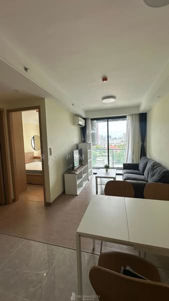 Regal Sathon-Naradhiwas, Bangkok, Naradhiwas Rajanagarindra Road, Thung Maha Mek, Sathon, Bangkok, 1 Bedroom, 35 sqm, Condo For Rent, by PROPMATCH CO., LTD., 500488452 - DDproperty.com