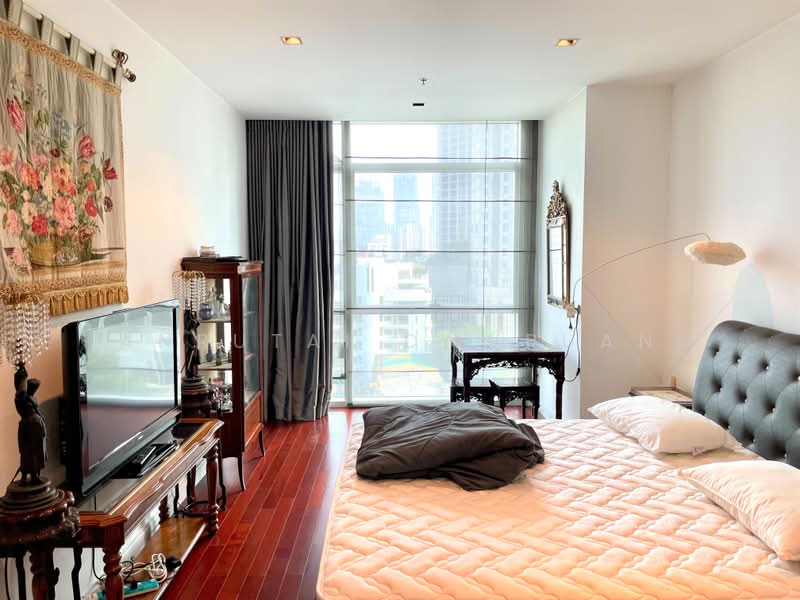 Athenee Residence, Bangkok, 65 Witthayu Road, Lumphini, Pathum Wan, Bangkok, 2 Bedrooms, 130 sqm, Condo For Sale, by Kanrutai Dawruang, 500488471 - DDproperty.com