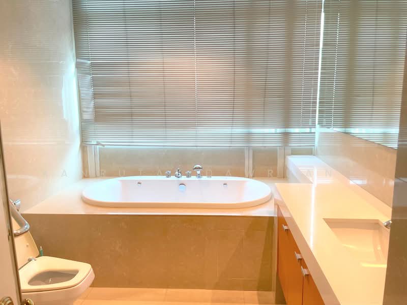 Athenee Residence, Bangkok, 65 Witthayu Road, Lumphini, Pathum Wan, Bangkok, 2 Bedrooms, 130 sqm, Condo For Sale, by Kanrutai Dawruang, 500488471 - DDproperty.com