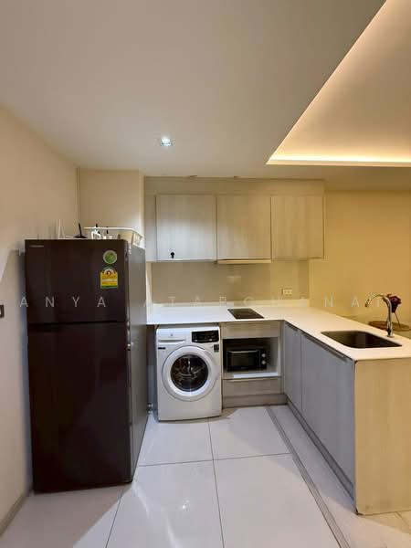 Vtara Sukhumvit 36, Bangkok, 118 Soi Saen Sabai, Phra Kanong, Khlong Toei, Bangkok, 2 Bedrooms, 65 sqm, Condo For Sale, by Anya Atarchanai, 500488566 - DDproperty.com