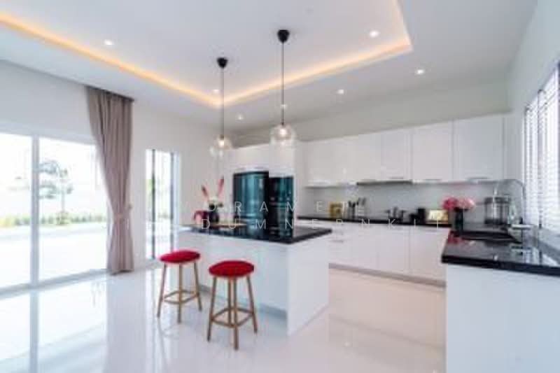 3-BR House, Prachuap Khiri Khan, Nong Kae, Hua Hin, Prachuap Khiri Khan, 3 Bedrooms, 325 sqm, Single Detached House For Sale, by Woramet Jiemdumnernkit, 500488587 - DDproperty.com