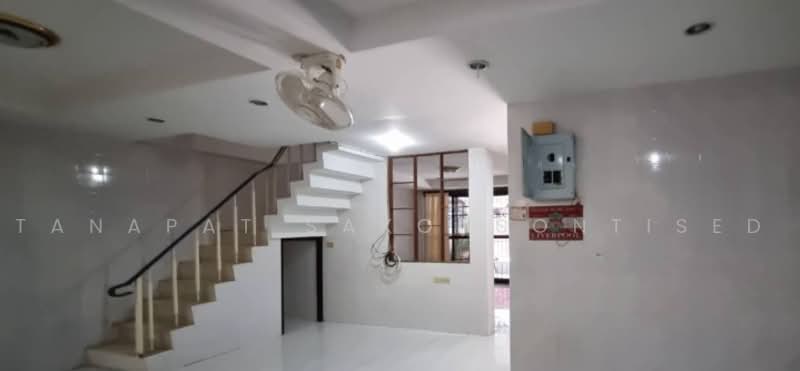 4-BR Townhouse, Bangkok, Jom Phon, Chatuchak, Bangkok, 4 Bedrooms, 220 sqm, Townhouse For Sale, by Tanapat Sakonsontised, 500488602 - DDproperty.com