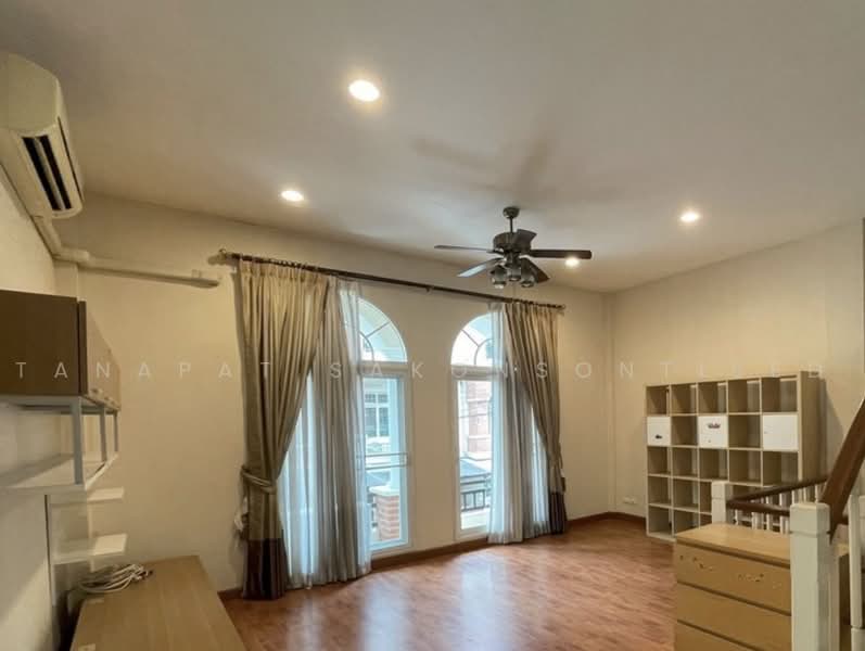 Casa City Sukontasawat 1, Bangkok, Sukhonthasawat Road, Lat Phrao, Bangkok, 3 Bedrooms, 263 sqm, Townhouse For Sale, by Tanapat Sakonsontised, 500488604 - DDproperty.com