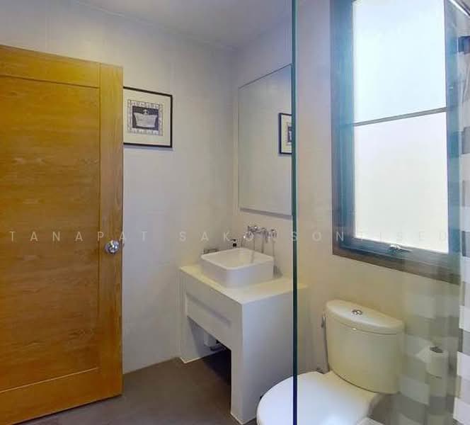Baan Santisuk, Bangkok, 97 Soi Sukhumvit 38, Phra Kanong, Khlong Toei, Bangkok, 1 Bedroom, 52 sqm, Apartment For Sale, by Tanapat Sakonsontised, 500488614 - DDproperty.com