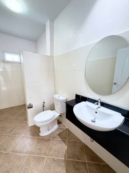 undefined, Bangkok, Lat Phrao, Bangkok, 4 Bedrooms, 200 sqm, Single Detached House For Sale, by Tanapat Sakonsontised, 500488622 - DDproperty.com