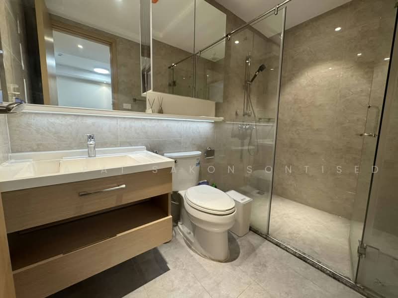 Regal Sathon-Naradhiwas, Bangkok, Naradhiwas Rajanagarindra Road, Thung Maha Mek, Sathon, Bangkok, 1 Bedroom, 33 sqm, Condo For Rent, by Tanapat Sakonsontised, 500488632 - DDproperty.com