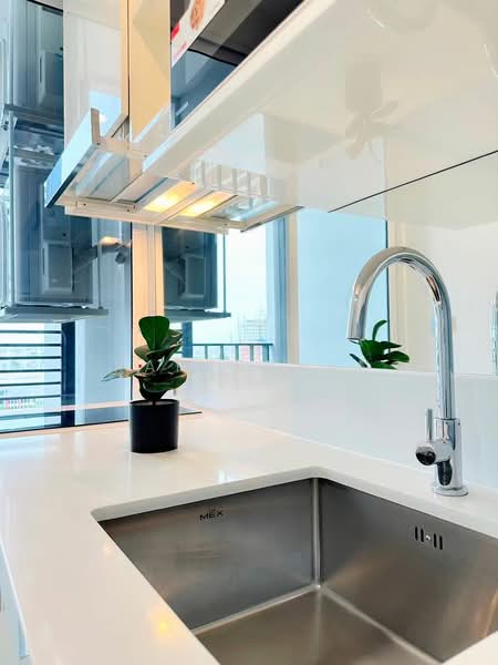 The Sky Sukhumvit, Bangkok, 103-4 Sukhumvit Road, Bang Na Nuea, Bang Na, Bangkok, 1 Bedroom, 30 sqm, Condo For Rent, by Rapeephan, 500488640 - DDproperty.com