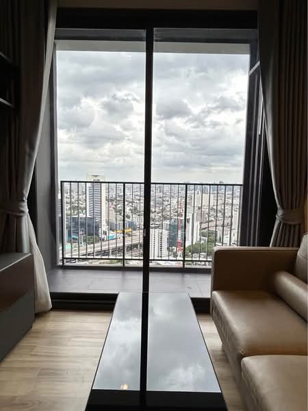 The Line Jatujak-Mochit, Bangkok, Phaholyothin Road, Jom Phon, Chatuchak, Bangkok, 1 Bedroom, 41 sqm, Condo For Sale, by Pichamon Boonchit, 500488661 - DDproperty.com