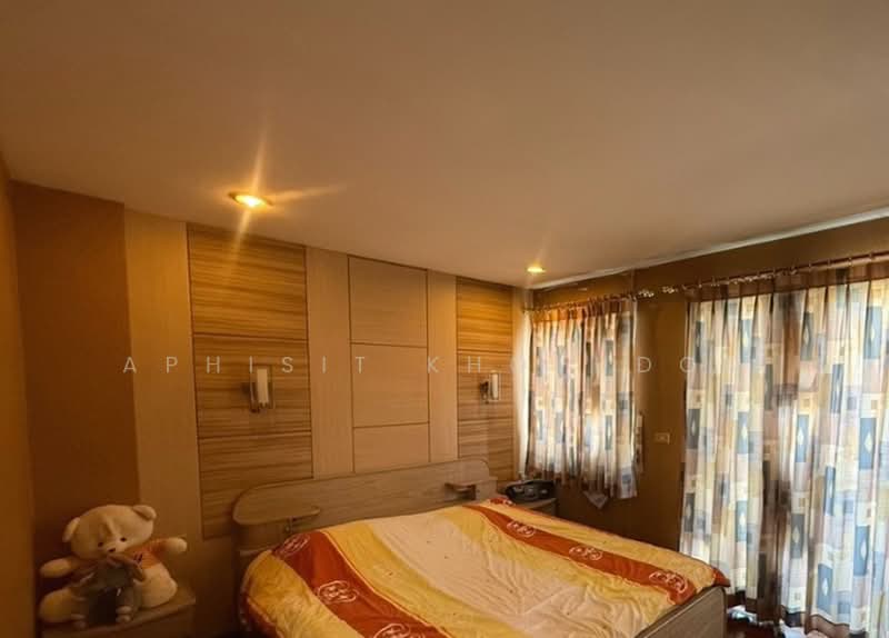 Srinakarin Grand Home, Bangkok, Supaphong Road 1 Yeak 3, Nong Bon, Prawet, Bangkok, 3 Bedrooms, 263 sqm, Townhouse For Sale, by Aphisit Khotudon, 500488678 - DDproperty.com