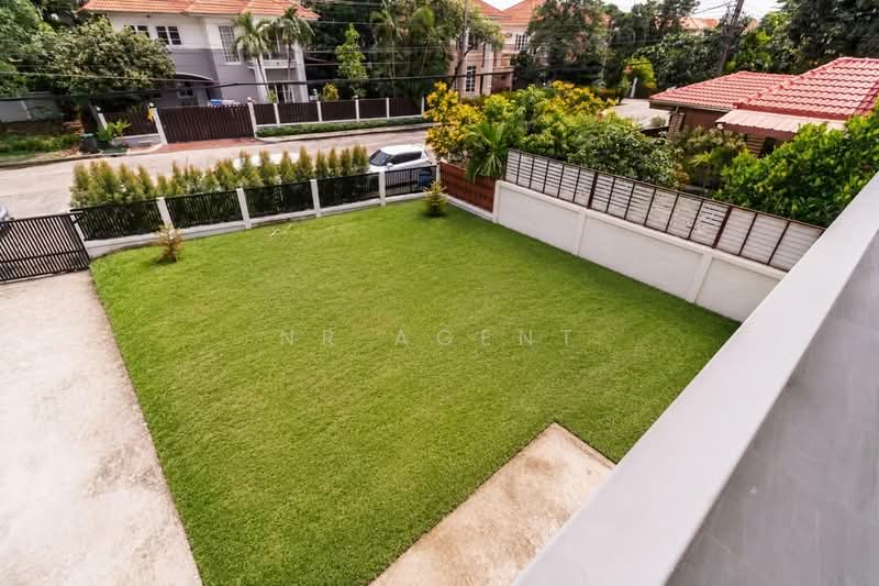 Baan Lalin In The Park Watcharapol-Paholyothin, Bangkok, Rattanagosin Road, Khlong Tanon, Sai Mai, Bangkok, 4 Bedrooms, 140 sqm, Single Detached House For Rent, by NR AGENT, 500488705 - DDproperty.com