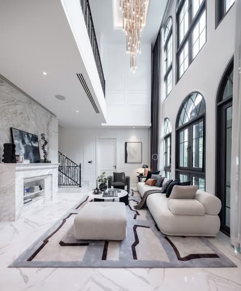 The Boulevard Ekkamai, Bangkok, 98 Soi Prasertdee, Khlong Tan Nua, Watthana, Bangkok, 4 Bedrooms, 200 sqm, Townhouse For Sale, by Pichamon Boonchit, 500488753 - DDproperty.com