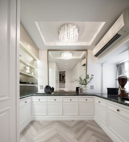 The Boulevard Ekkamai, Bangkok, 98 Soi Prasertdee, Khlong Tan Nua, Watthana, Bangkok, 4 Bedrooms, 200 sqm, Townhouse For Sale, by Pichamon Boonchit, 500488753 - DDproperty.com