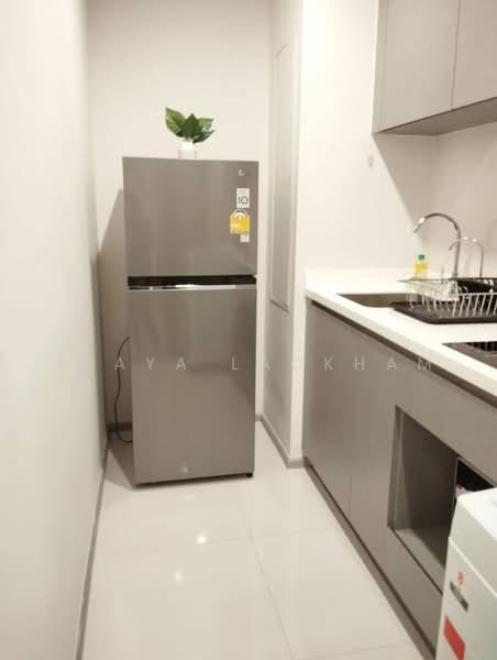 Life Asoke Hype, Bangkok, 339 Chaturathit Rd, Makkasan, Ratchathewi, Bangkok, 2 Bedrooms, 49 sqm, Condo For Rent, by Araya Laokham, 500488779 - DDproperty.com