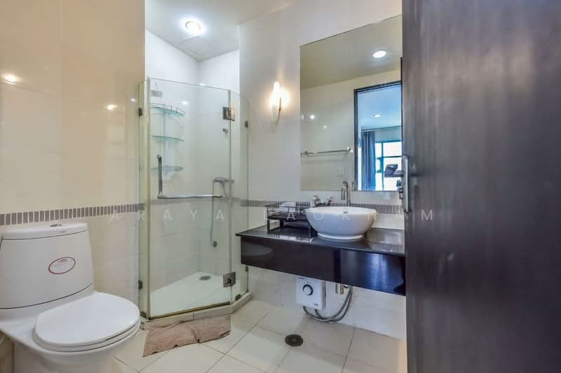 Baan Klang Krung Siam-Pathumwan, Bangkok, Petchburi Road, Thanon Phetchaburi, Ratchathewi, Bangkok, 2 Bedrooms, 84 sqm, Condo For Rent, by Araya Laokham, 500488786 - DDproperty.com