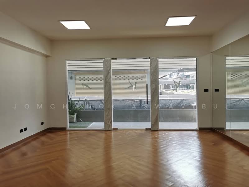 Park Avenue Ekkamai, Bangkok, Sukhumvit 63, Khlong Tan Nua, Watthana, Bangkok, , 280 sqm, Shophouse For Rent, by Jomchanok Aswavibul, 500488827 - DDproperty.com