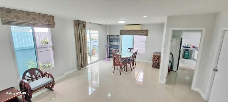 Central Park Hillside, Chon Buri (Pattaya), Soi Central Park Hillside Village, Nong Pru, Bang Lamung (Pattaya), Chon Buri (Pattaya), 4 Bedrooms, 250 sqm, Single Detached House For Sale, by Valen Lokunpai , 500488883 - DDproperty.com