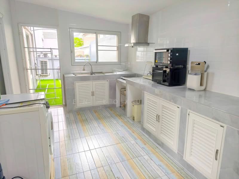 Central Park Hillside, Chon Buri (Pattaya), Soi Central Park Hillside Village, Nong Pru, Bang Lamung (Pattaya), Chon Buri (Pattaya), 4 Bedrooms, 250 sqm, Single Detached House For Sale, by Valen Lokunpai , 500488883 - DDproperty.com