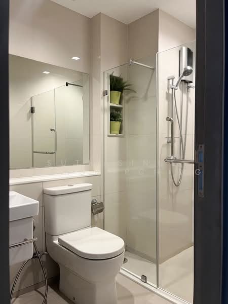 Life Asoke-Rama 9, Bangkok, 626 Asoke-Dindaeng Road, Makkasan, Ratchathewi, Bangkok, 1 Bedroom, 32 sqm, Condo For Sale, by Suthasinee Chenchopching, 500488885 - DDproperty.com