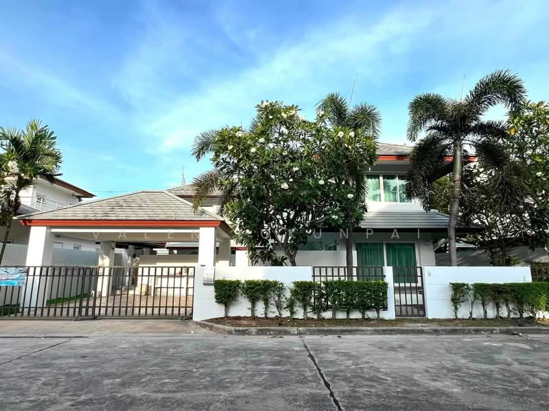 Seabreeze Villa Pattaya, Chon Buri (Pattaya), ถนนสุขุมวิท, Bang Lamung, Bang Lamung (Pattaya), Chon Buri (Pattaya), 3 Bedrooms, 250 sqm, Villa For Sale, by Valen Lokunpai , 500488888 - DDproperty.com