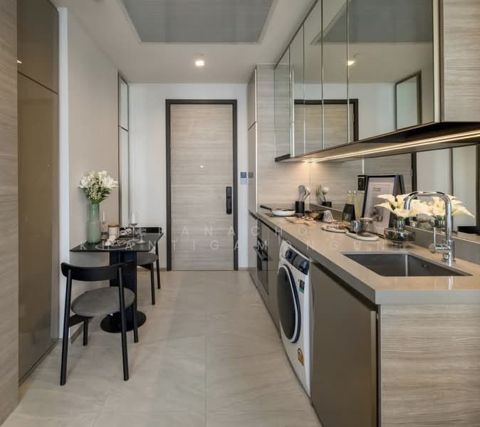 The Crest Park Residences, Bangkok, 1198 Phahonyothin Road, Jom Phon, Chatuchak, Bangkok, 1 Bedroom, 35 sqm, Condo For Rent, by Thanachot Khantigamongun, 500488908 - DDproperty.com