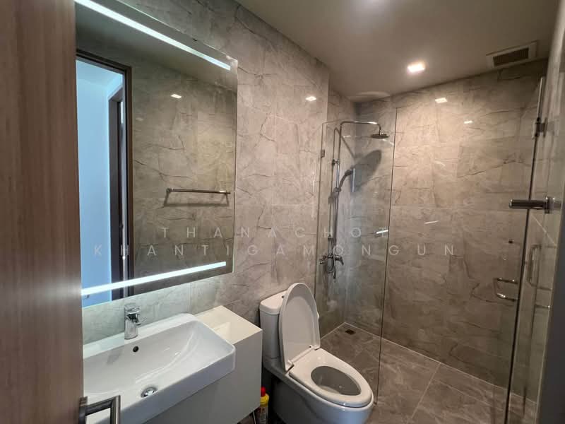 Noble Around Sukhumvit 33, Bangkok, 17 Soi Sukhumvit 33, Khlong Tan Nua, Watthana, Bangkok, 2 Bedrooms, 56 sqm, Condo For Rent, by Thanachot Khantigamongun, 500488912 - DDproperty.com