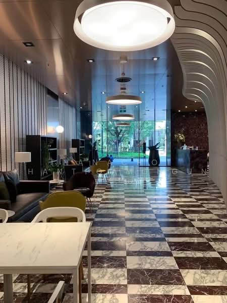 Noble Around Sukhumvit 33, Bangkok, 17 Soi Sukhumvit 33, Khlong Tan Nua, Watthana, Bangkok, 2 Bedrooms, 56 sqm, Condo For Rent, by Thanachot Khantigamongun, 500488912 - DDproperty.com