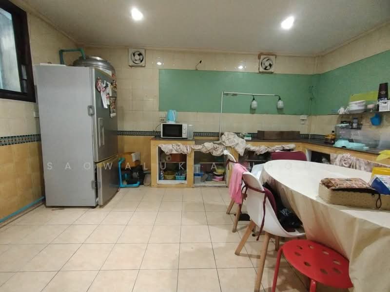 Park Gallery Srinakarin, Samut Prakan, Soi Pattana Community 21, Bang Kaeo, Bang Plee, Samut Prakan, 4 Bedrooms, 170 sqm, Townhouse For Sale, by Saowaluk Anupong, 500488926 - DDproperty.com