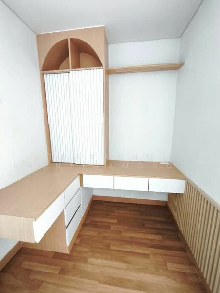 Lumpini Place Ratchada-Sathu, Bangkok, 501 3 Sathu Pradit 27 Alley, Chong Nonsi, Yan Nawa, Bangkok, 2 Bedrooms, 39 sqm, Condo For Rent, by Thanachot Khantigamongun, 500488941 - DDproperty.com