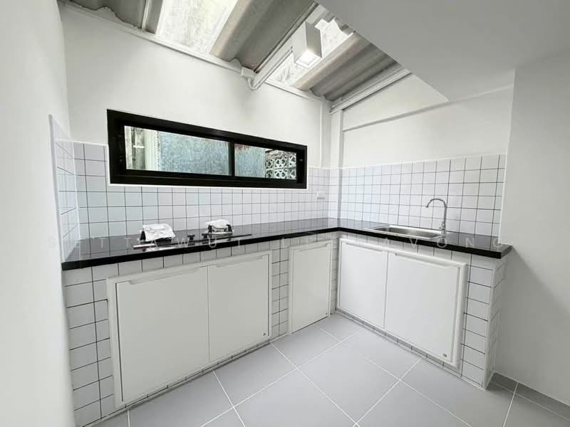 2-BR House, Bangkok, Lat Phrao, Lat Phrao, Bangkok, 2 Bedrooms, 93 sqm, Single Detached House For Sale, by Settawut Leenavong, 500488996 - DDproperty.com
