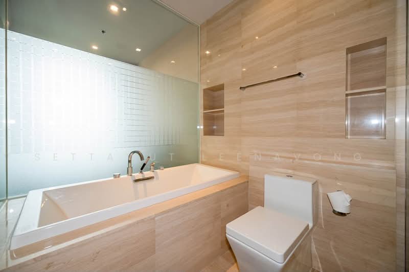 The XXXIX By Sansiri, Bangkok, 300 Soi Sukhumvit 39, Khlong Tan Nua, Watthana, Bangkok, 2 Bedrooms, 76 sqm, Condo For Rent, by Settawut Leenavong, 500489025 - DDproperty.com