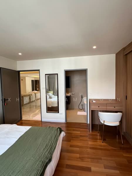 D.S. Tower 1 Sukhumvit 33, Bangkok, Soi Phrom Chit, Khlong Tan Nua, Watthana, Bangkok, 4 Bedrooms, 236 sqm, Condo For Sale, by Thanachot Khantigamongun, 500489066 - DDproperty.com