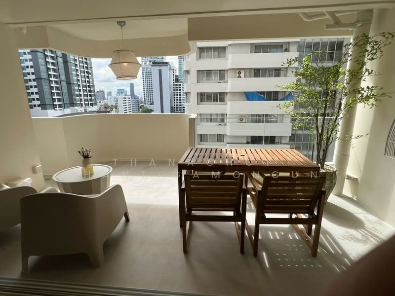 D.S. Tower 1 Sukhumvit 33, Bangkok, Soi Phrom Chit, Khlong Tan Nua, Watthana, Bangkok, 4 Bedrooms, 236 sqm, Condo For Sale, by Thanachot Khantigamongun, 500489066 - DDproperty.com
