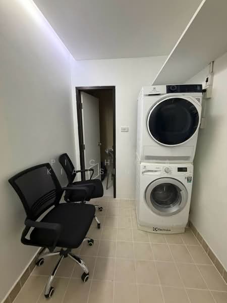 Wilshire Condominium, Bangkok, 80 Soi Sukhimvit 22, Khlong Toei, Bangkok, 3 Bedrooms, 160 sqm, Condo For Rent, by Pitchocha Kiatsinpon, 500489074 - DDproperty.com
