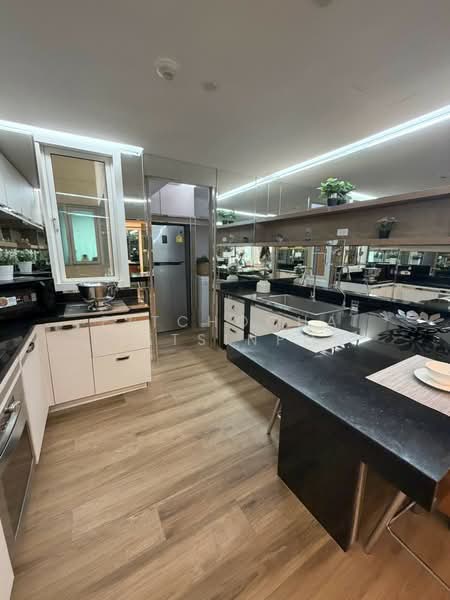 Wilshire Condominium, Bangkok, 80 Soi Sukhimvit 22, Khlong Toei, Bangkok, 3 Bedrooms, 160 sqm, Condo For Rent, by Pitchocha Kiatsinpon, 500489074 - DDproperty.com