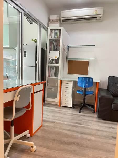 Centric Sathorn-St Louis, Bangkok, Sathorn Nua Road, Yan Nawa, Sathon, Bangkok, 1 Bedroom, 34 sqm, Condo For Rent, by Pitchocha Kiatsinpon, 500489096 - DDproperty.com